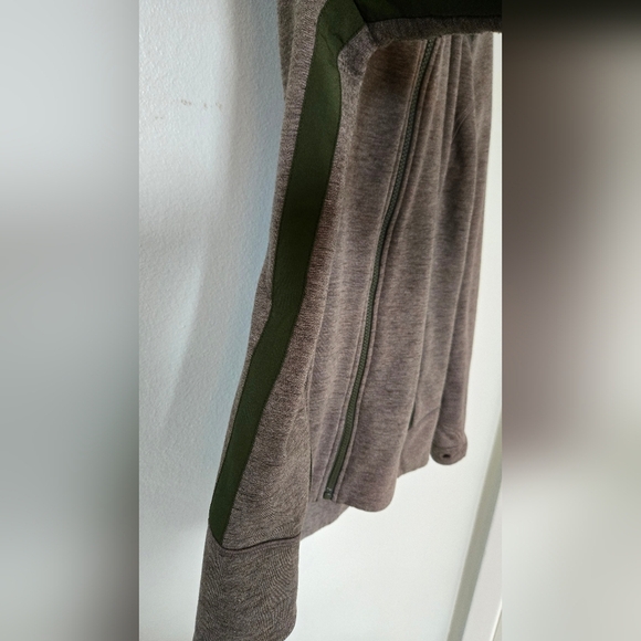 Athleta Marled Brown and Green Stronger Hoodie Size Medium - Picture 4 of 9